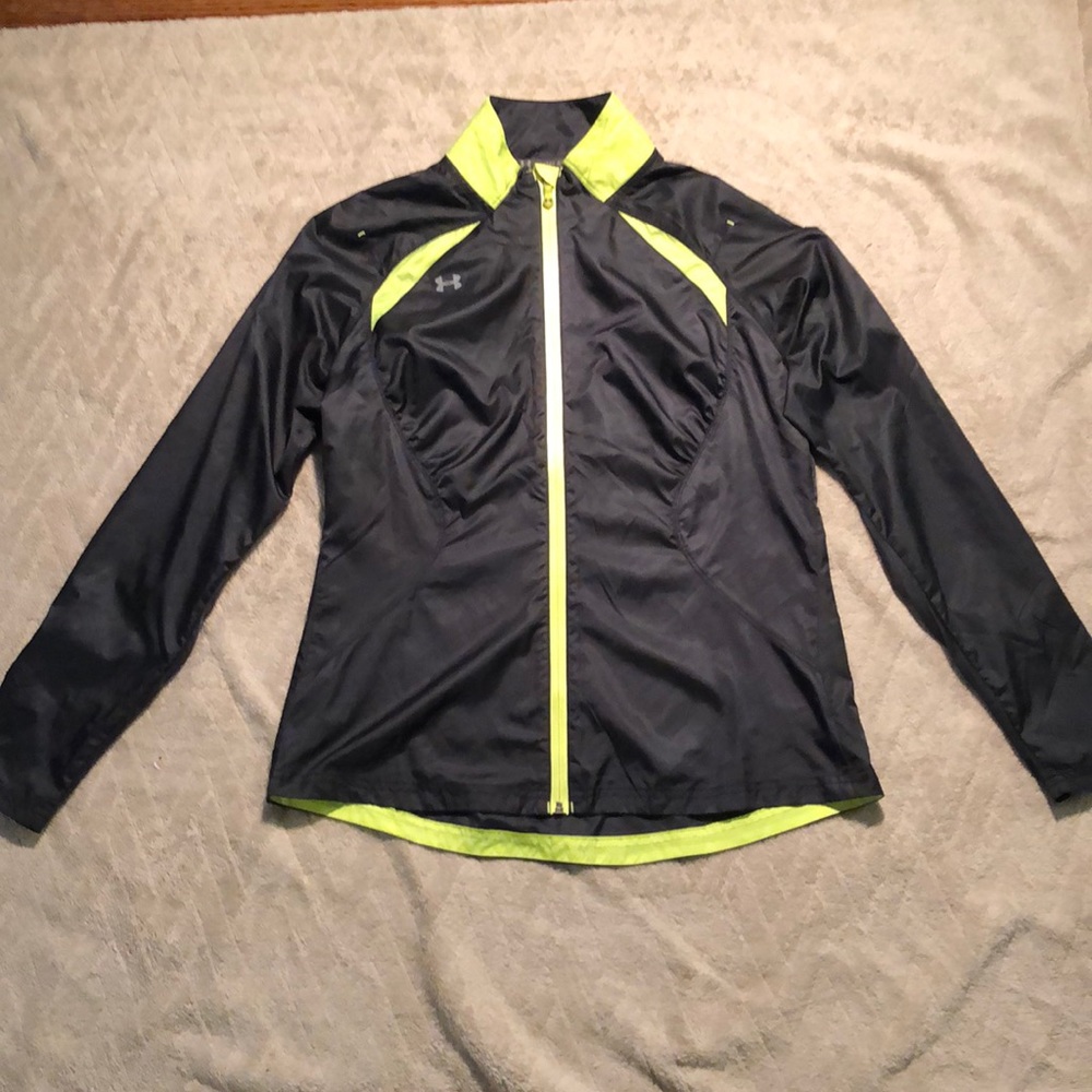 Under Armour Women’s Medium Semi-Fitted Jacket